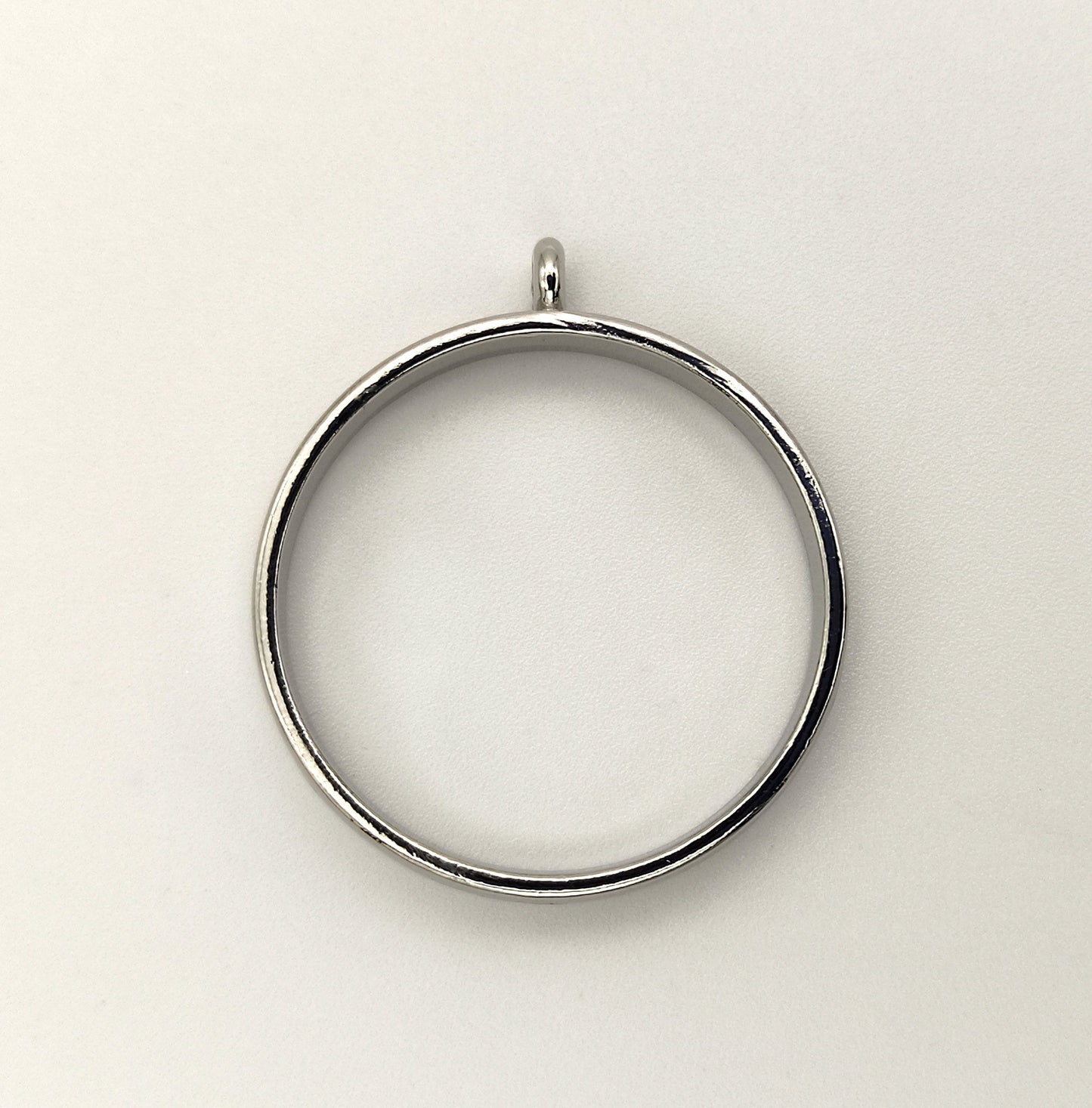 10 pcs Open Back Round Resin Bezel Jewellery pendant. 32x28x4.5mm