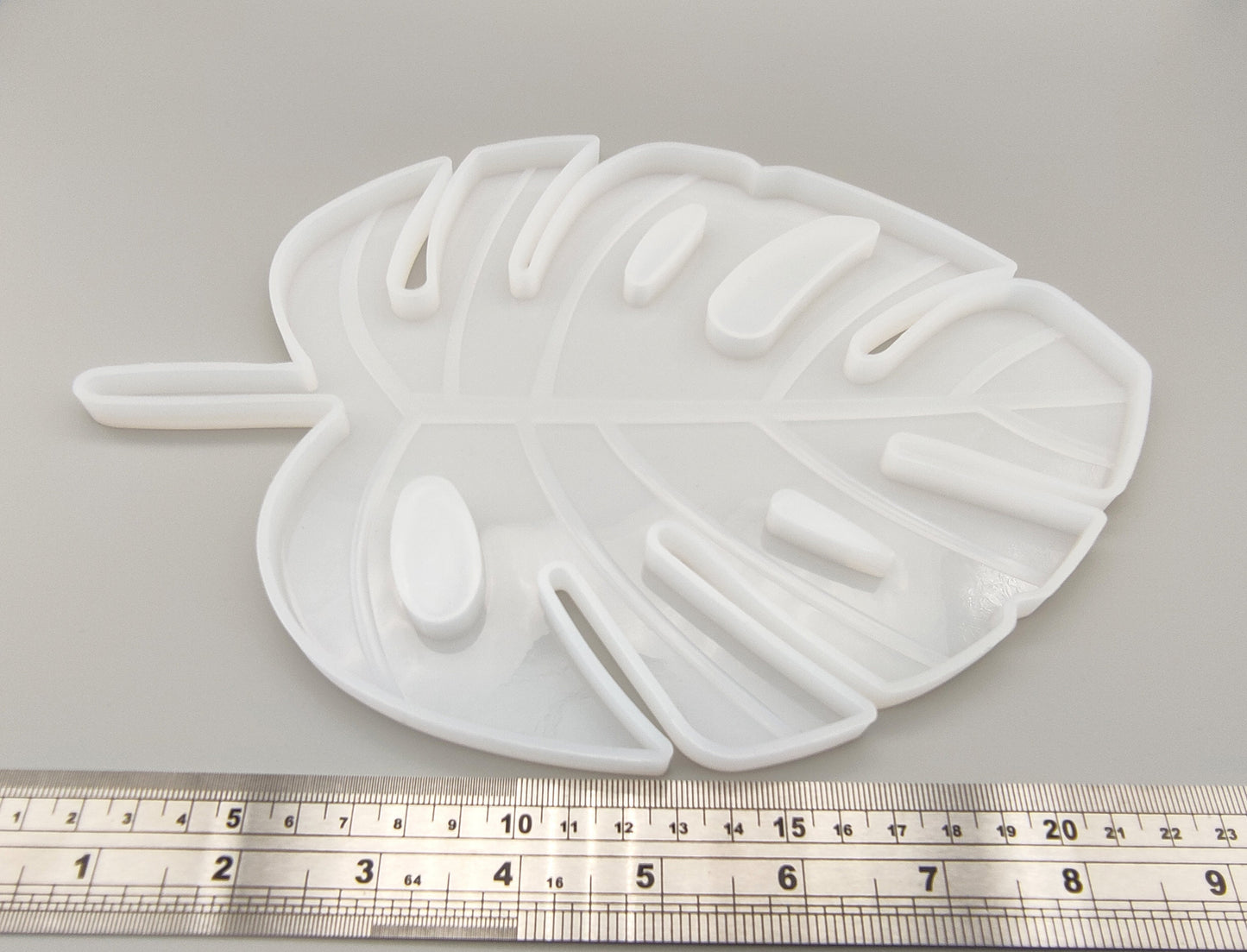 Large Monstera Leaf Tray Mould, Palm Leaf Tray Silicone Mold, Monstera Leaf Tray Resin Mold, Leaf Dish Mold, Monstera Leaf Coaster Mould