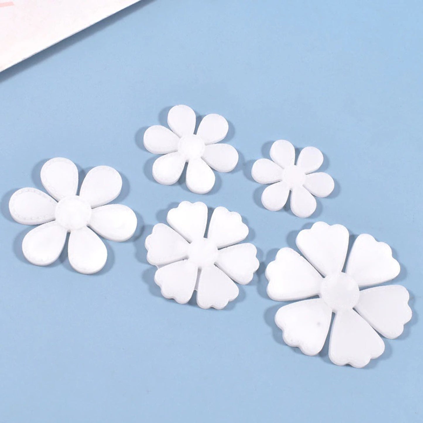 Flower Pendant Silicone Mould, Daisy Earring Epoxy Resin Pendant Mold, Flower Earring Jewellery Polymer Clay Tool, Chocolate Candy Mold